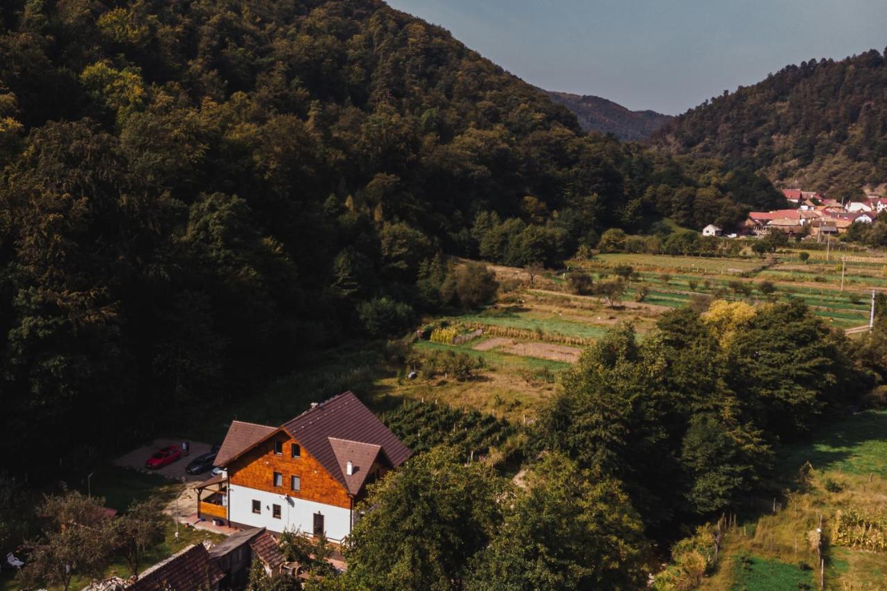 Livada Amely Hotel Gales Exterior photo